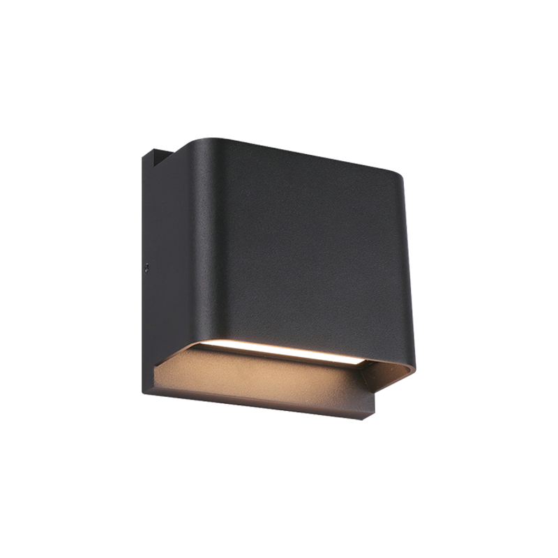 Matteo Lighting Notch E21605MB outdoor LED step light in Matte Black